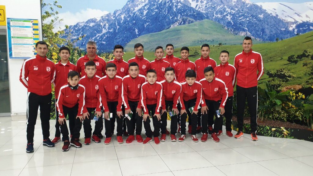 Спартак презентовал новую парадную форму